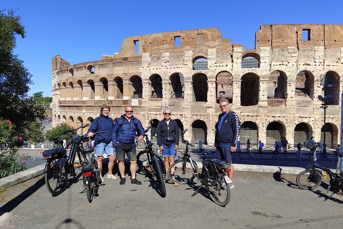 Rome Highlights by E-Bicycle Small group - Orange trees viewpoint break: the sight and the pause