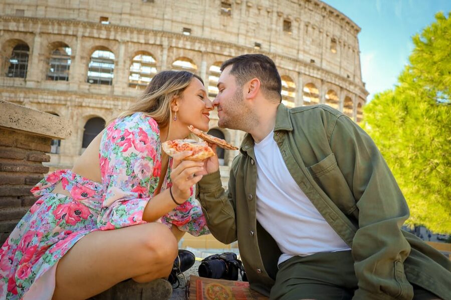 Rome: Highlights Photo Shoot for Memorable Moments - Rione Monti: A 15-Minute Photo Stop That Sets the Tone