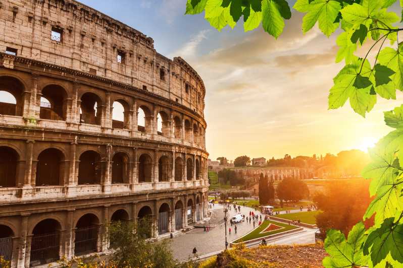 Rome: Hop-on Hop-off Bus Tour and Colosseum Experience - Key points to know before you go