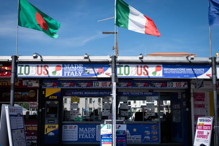 Rome: Hop-On Hop-Off Open-Top Bus City Tour - What you won’t get: entrances and exact doorstep drops