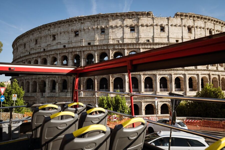 Rome: Hop-On Hop-Off Open-Top Bus City Tour - Spanish Steps and Trevi Fountain/Barberini: when the bus view isn’t enough