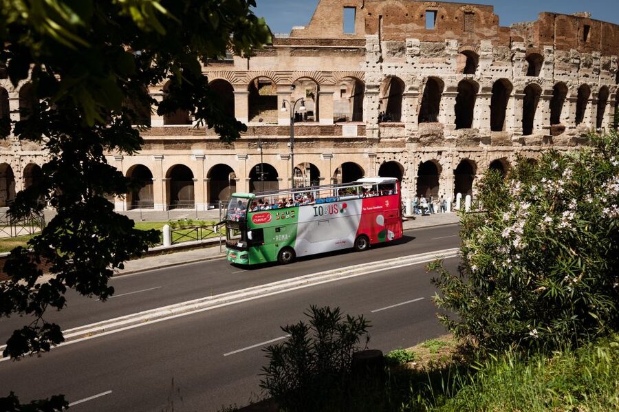 Rome: Hop-On Hop-Off Open-Top Bus City Tour - Using the audio guide on your phone (in 8 languages)