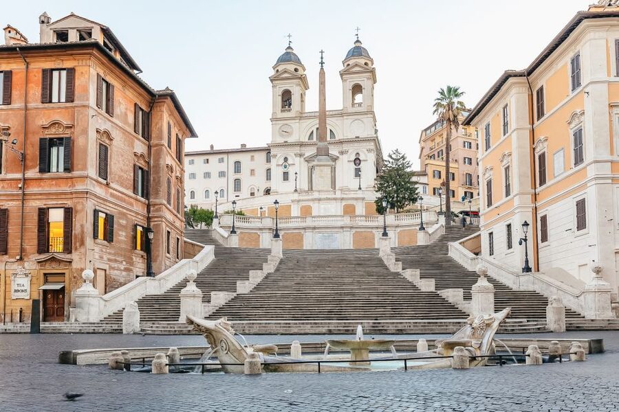 Rome: Hop-on Hop-off Sightseeing Bus Tour with Audioguide - Barberini and Trevi Fountain: the payoff for a final afternoon loop