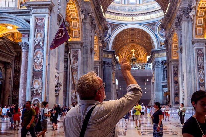Rome in A Day Group Tour with Colosseum & Vatican by Minivan - Vatican Museums and Sistine Chapel with headsets
