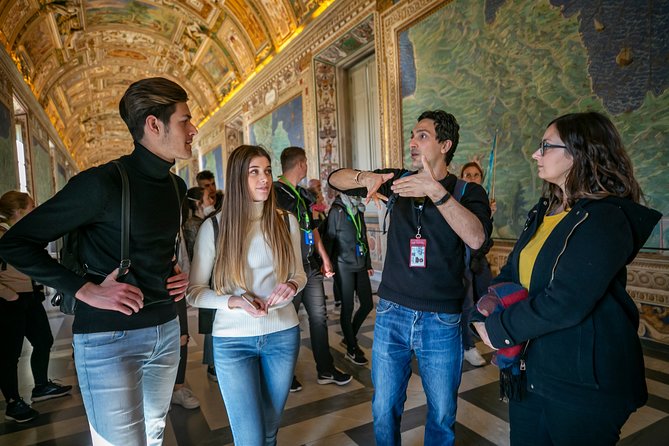 Rome in a Day Tour Including Vatican Sistine Chapel Colosseum and All Highlights - Government District quick hit: Marcus Aurelius and Temple of Hadrian