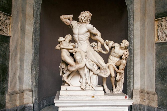 Rome in a Day Tour with Vatican, Colosseum and Historic Center - Largo Corrado Ricci lunch break: where timing becomes your secret weapon