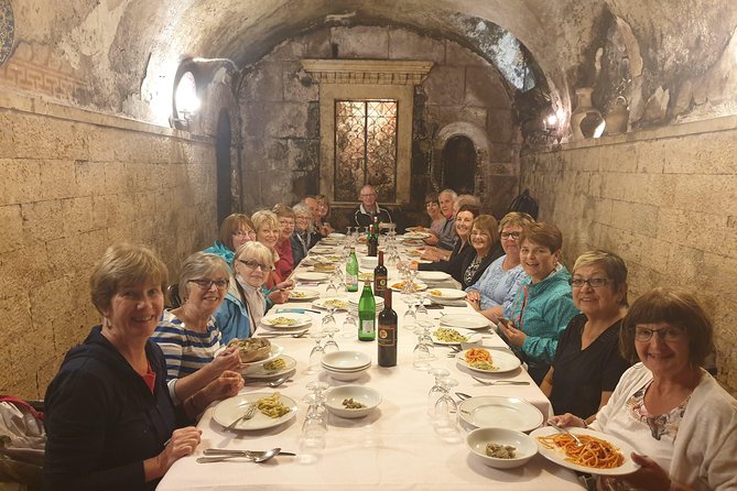 Rome Jewish Ghetto Food & Wine Tour & Guided Visit of Top Sites Lit Up at Night - Dietary Needs, Alcohol, and Allergy Reality Checks