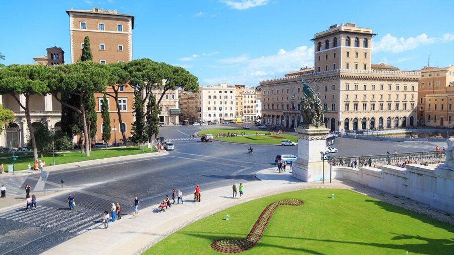 Rome+Jubilee Audioguide - TravelMate app for your smartphone - Museums and art day: Galleria Borghese plus two villa-style breaks