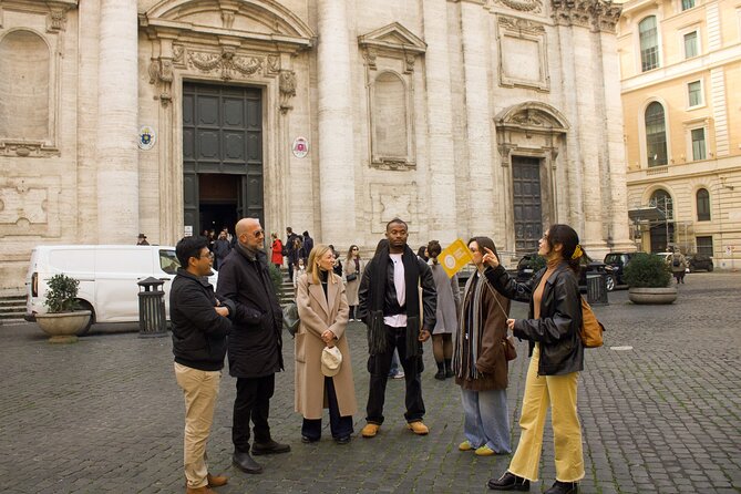 Rome Jubilee Walking Tour of Churches, Bridges & Legends - Stop 3: Basilica of Saint Mary of Minerva and art with real weight