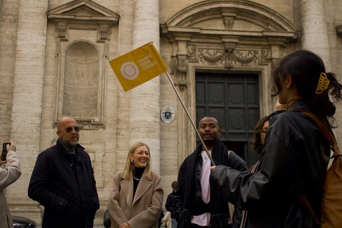 Rome Jubilee Walking Tour of Churches, Bridges & Legends - Stop 1: Piazza di Pietra and the Temple of Hadrian viewpoint