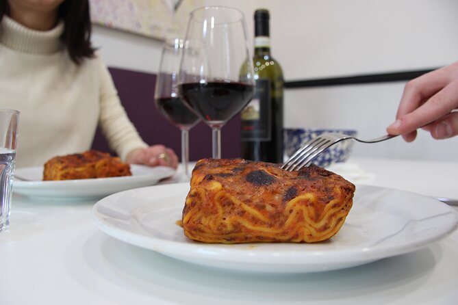 Rome: Lasagna, Fettuccine Pasta and Tiramisu Cooking Class - Cooking in Ponte Milvio: What This Class Really Is