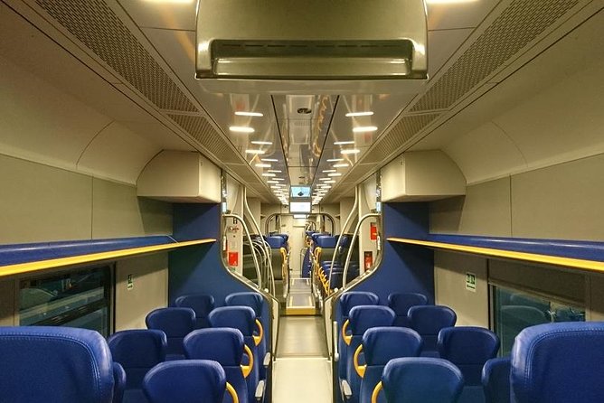 Rome: Leonardo Express Train Ticket from/to Fiumicino Airport - Termini arrival: platform screens, Metro A/B access, and onward travel