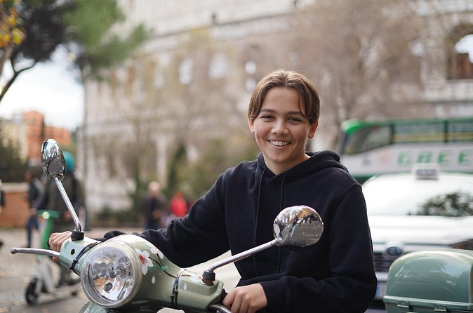 Rome Lizzie McGuire Experience with Vespa Tour - Giardino degli Aranci and Janiculum terraces: Rome’s best view break