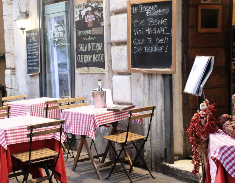 Rome: Lunch or Dinner with typical Roman Dishes - Should you book lunch or dinner here?