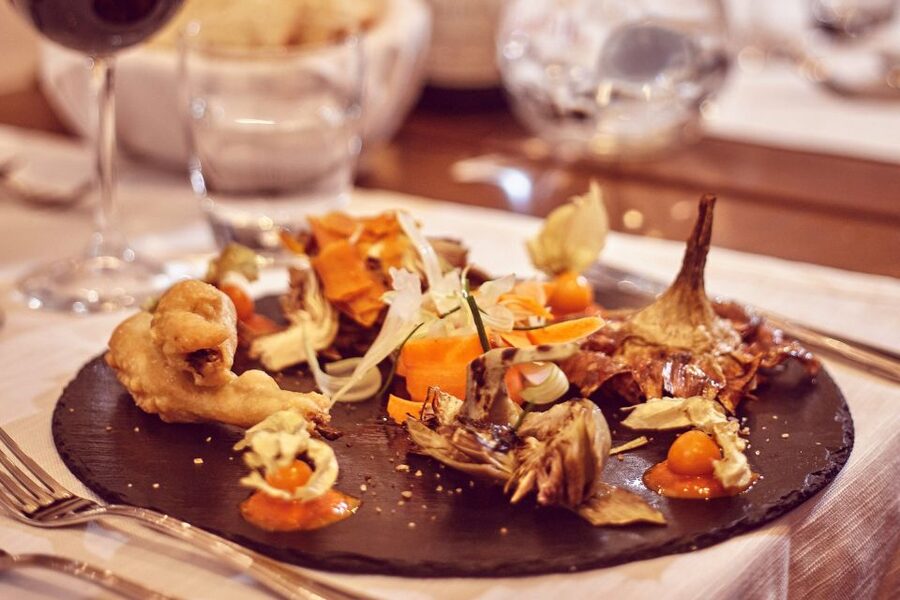 Rome: Lunch or Dinner with typical Roman Dishes - The starters that bring the story: artichoke, cod, anchovy mozzarella