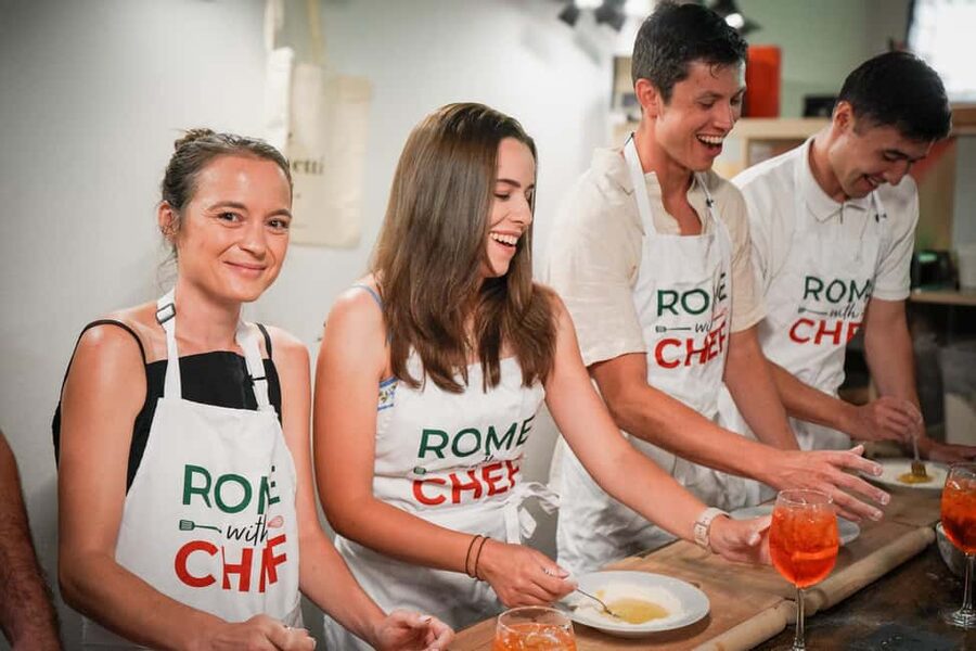 Rome: Make Pasta & Mix 3 Italian Spritz Near the Colosseum - Small Class Size: How the Best Instructors Actually Change the Day