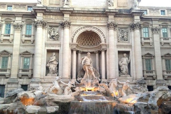 Rome Max 6 People Walking Tour: Pantheon, Trevi Fountain, Gelato - Trevi Fountain: coin toss, roaring sound, and maintenance reality