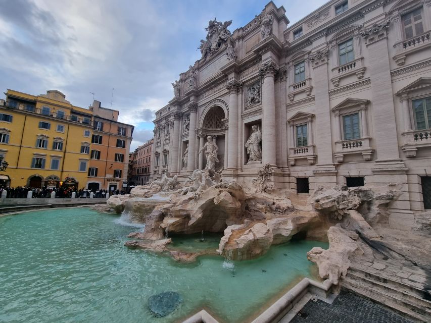 Rome: Monuments Audio Guide with Pantheon, no entry ticket - Entering the Pantheon with a guided listening plan