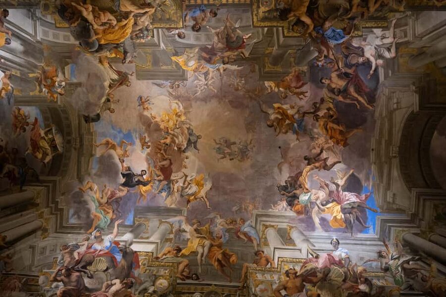 Rome: Moonlight Guided Walking Tour – Free for Kids - Galleria Sciarra and the Trevi Fountain coin-toss legend