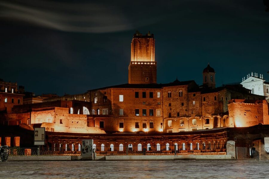Rome Night Golf Cart Tour with Access to an Exclusive Dinner - Price and value: what you’re really paying for at $141.61