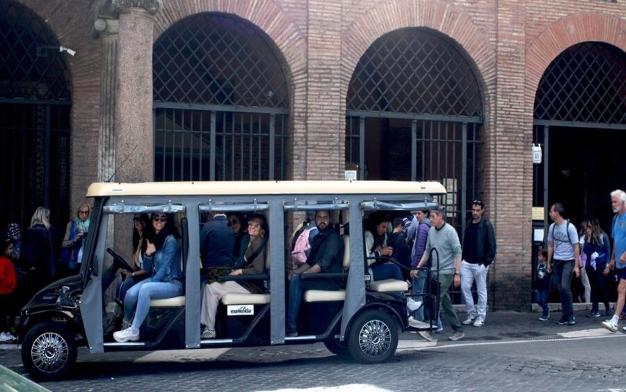 Rome: Night Tour of the City by Golf Cart (Private option) - Circus Maximus Photo Stop: Watching Rome Breathe at Night