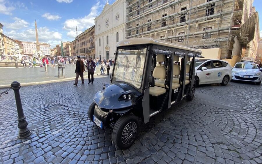 Rome: Night Tour of the City by Golf Cart (Private option) - Piazza Venezia: The Hub Feeling You Can’t Get From a Map