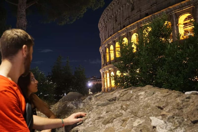Rome: Nocturnal Golf Cart Tour - Piazza Navona: built on an ancient stadium