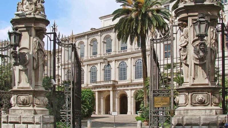 Rome: Palazzo Barberini Guided Tour - Meeting point and getting inside without the stress