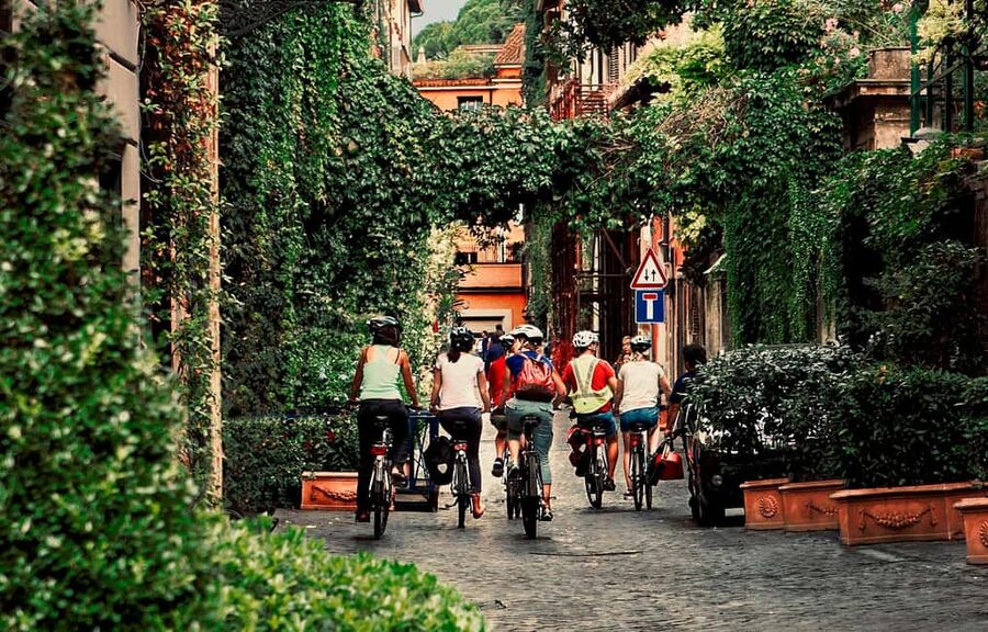 Rome: Panoramic Off-the-beaten-track Cannondale E-Bike tour - Key highlights you’ll notice right away