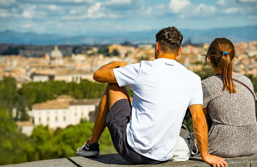 Rome: Panoramic Off-the-beaten-track Cannondale E-Bike tour - From Via Labicana 49 to Circus Maximus: getting oriented fast