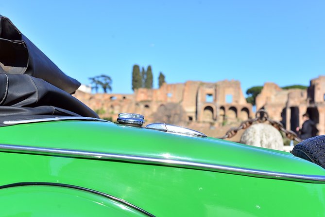 Rome Panoramic Tour by Classic Cabriolet - Aperitif and ice cream: the smart break built into the plan