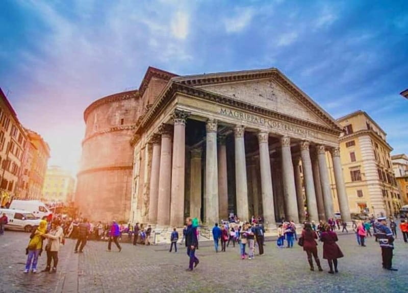 Rome: Pantheon Entry Ticket With Interactive App + Host - Entering the Pantheon: What You’ll See Right Away