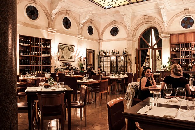 Rome Pantheon: Fine Food & Wine Pairing Dinner with Sommelier - Three Courses, Four Wines: How the Pairing Actually Works
