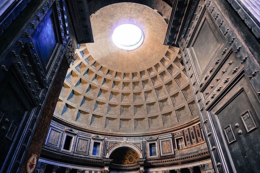 Rome: Pantheon Small Group Tour with Skip-The-Line Entry - Where You Start: Fontana del Pantheon and Getting Oriented Fast