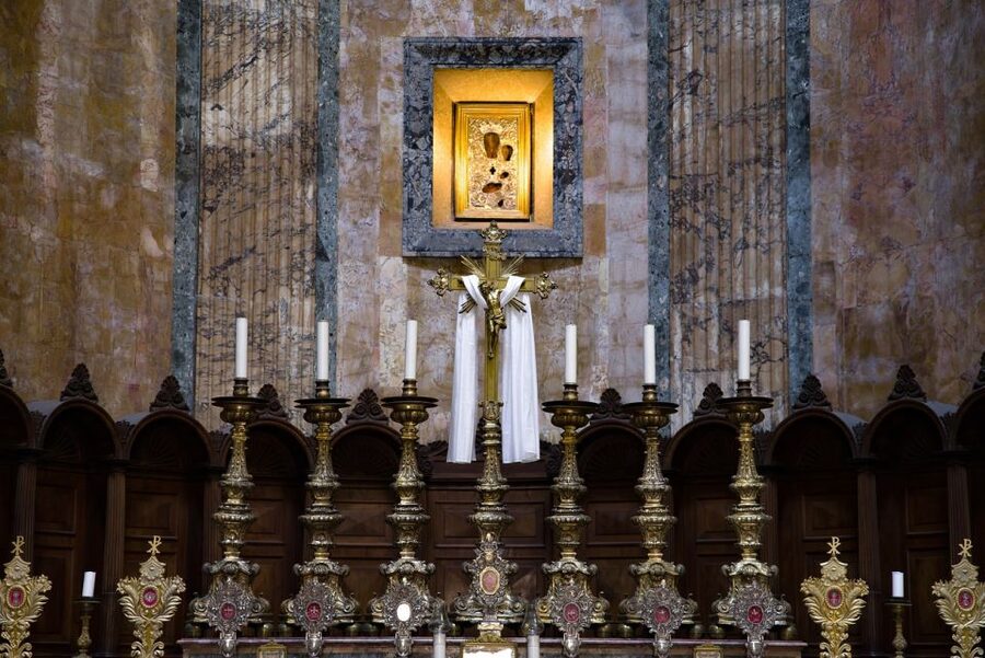Rome: Pantheon Timeless Marvel Guided Tour with Entry Ticket - Meeting in Piazza della Minerva, by the elephant statue
