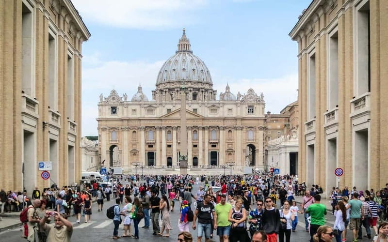 Rome: Papal Audience Experience with Pope Leo XIV - What to expect after the Papal Audience ends