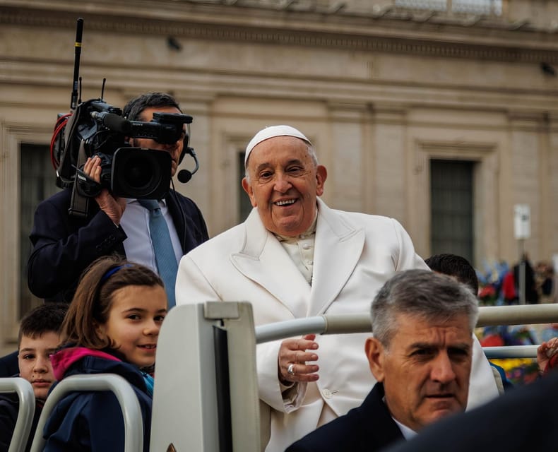 Rome: Papal Audience Tour With Reserved Access - Meeting at the Right Place Before 7:00 am