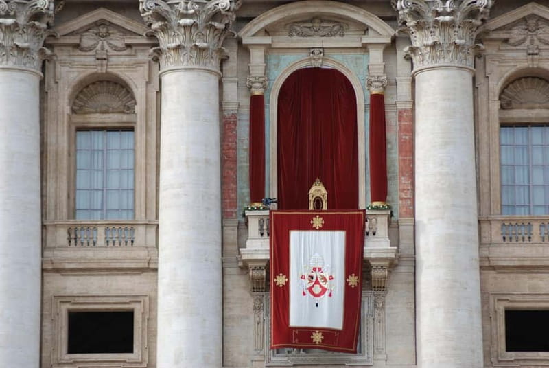 Rome: Papal Audience with Pope Leo XIV & Expert Guide - Who should book this Papal Audience tour