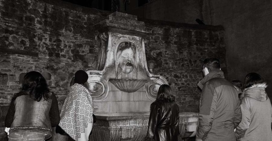 Rome: Paranormal Night Walking Tour & Secret Backstreets - Piazza Farnese: when the talk turns from landmark to legend