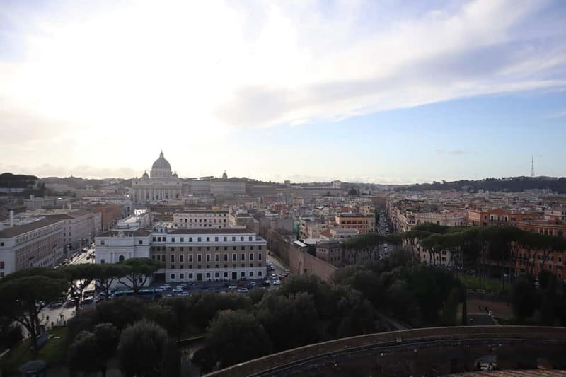 Rome: Passetto & Castel Sant'Angelo Entry and Audioguide - The flow of the experience: from corridor to castle