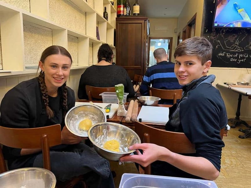 Rome: Pasta Cooking Class with Market Visit and Wine - Logistics That Help You Have a Better Time