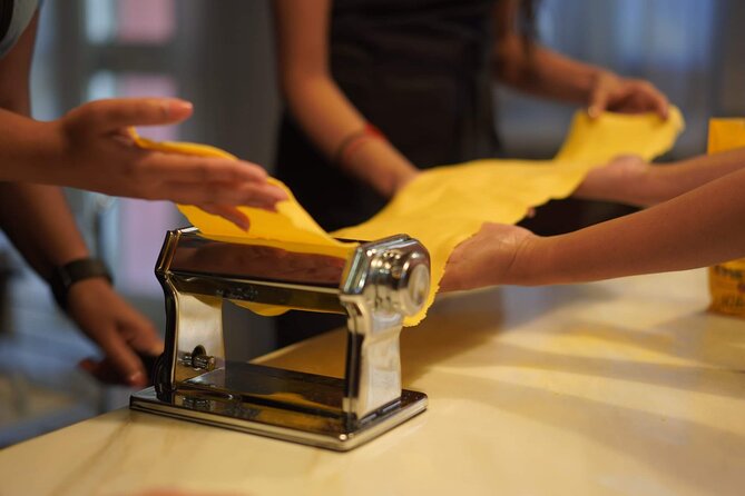 Rome Pasta Making Class with Italian Sauces and Wine Included - Dietary Needs and the Private Upgrade: What You Should Know