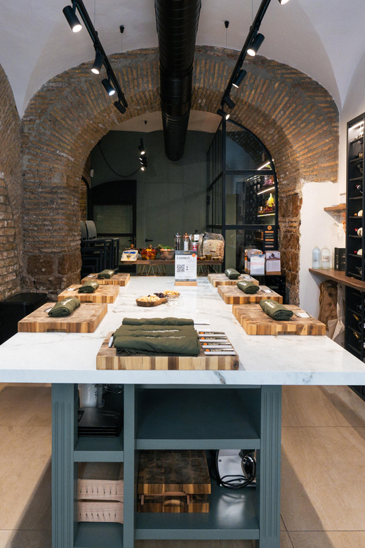 Rome: Pasta, Ravioli & Tiramisu Cooking Class by Colosseum - Should you book this Rome pasta and tiramisu cooking class by the Colosseum?