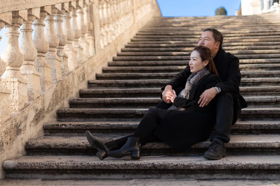 Rome: Personalized Photoshoot outside the Colosseum - Your photo package: 20-40-60 edits and 24-hour cloud delivery