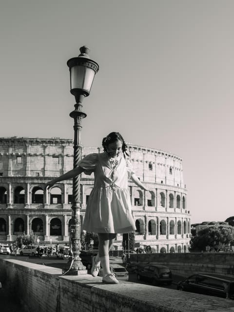 Rome: Photo Shoot Tour with Professional Photographer - Your photo bundle: 40 edits, optional extras, no RAW files