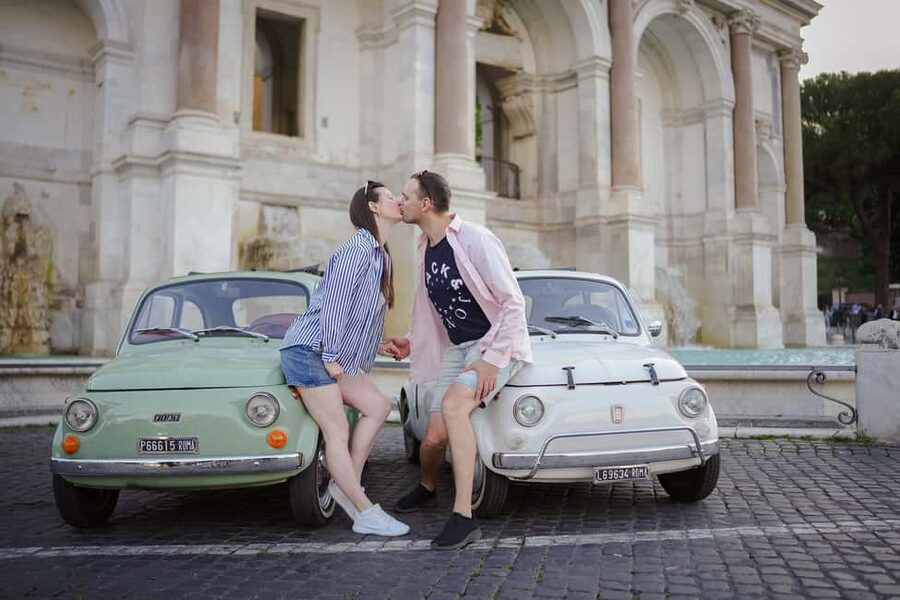 Rome: Photoshoot Service with Vintage Fiat 500 - The 15-minute Fiat 500 segment: why that time matters