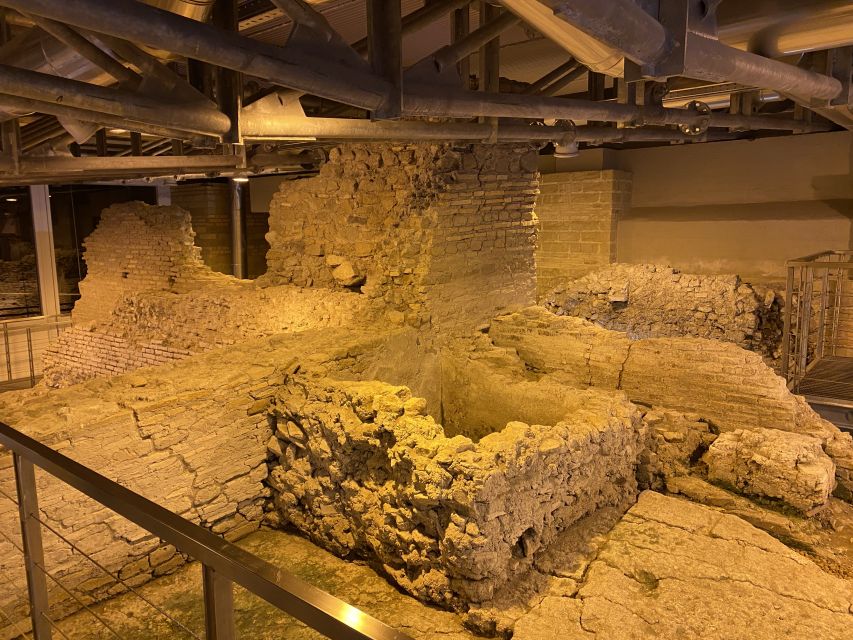 Rome: Piazza Navona and Trevi District Underground Pass - Optional add-on: Panoramic Glass Elevator and museums in the same general area