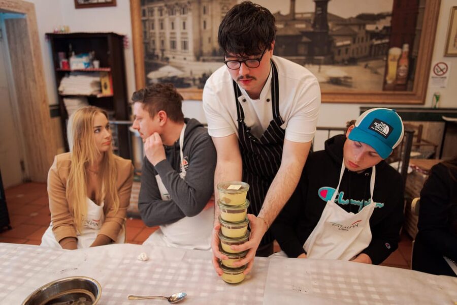 Rome: Pizza and Tiramisu Cooking Class in Piazza Navona - Instructors can change the feel of the whole night