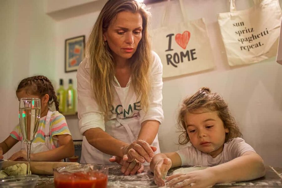 Rome: Pizza and Tiramisu Cooking Class Near the Colosseum - Who this is best for in Rome