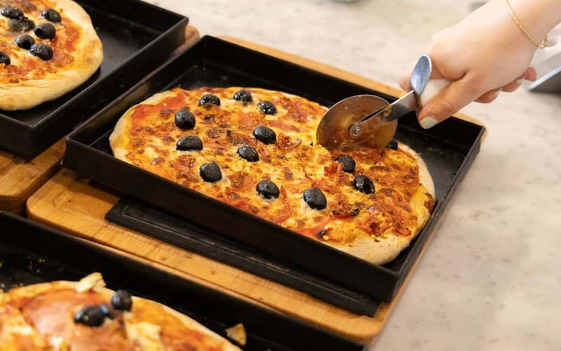 Rome: Pizza and Tiramisù Cooking Class with Glass of Wine - Key Things That Make This Cooking Class Worth Your Time